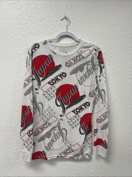 Launder Other - Tokyo Japan Graphic Long Sleeve Tee
#1027